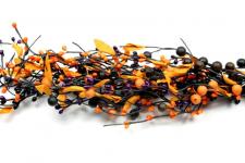 MIXED BERRY GARLAND W/LEAVES, HW, 53IN, BLACK PURPLE ORANGE