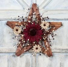 BURLAP SUNFLOWER WITH DAISIES AND MIXED BERRIES ON A WOODEN 