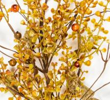 BOXWOOD/BERRY BOUQUET WITH TWIGS, HW, 16 IN, OLIVE
