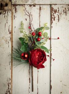 RED PEONY/ORNAMENT SPRAY WITH RED BERRIES & PINE CONES, HW, 